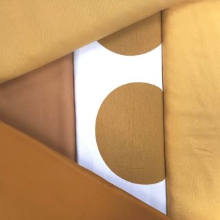 bronzové leto ~ ☀️ novinky aj stálice na sklade prinesiem na tohoročný jarný Urban market je niečo, čo by ste chceli veľmi...